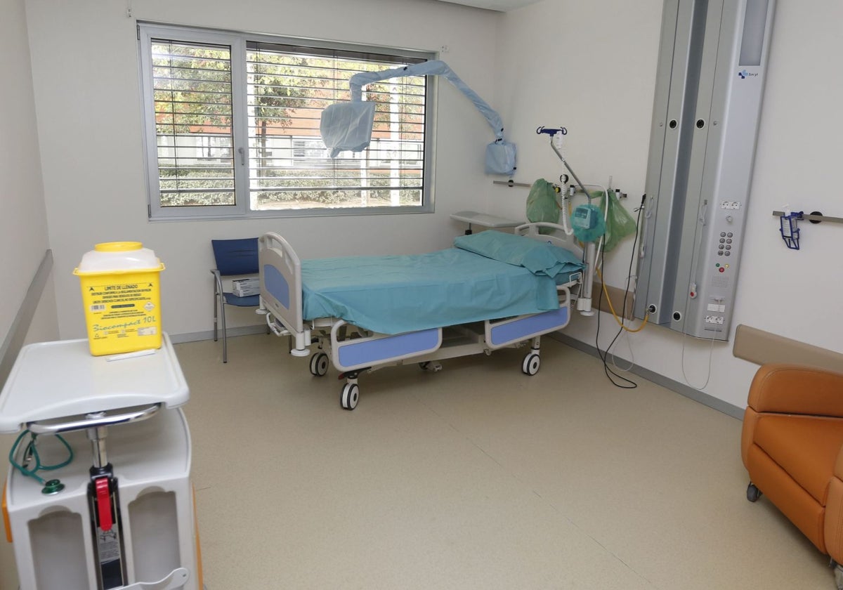 Cama de las que se vacían en un hospital en verano.