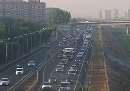 Atasco en la V-30, esta mañana