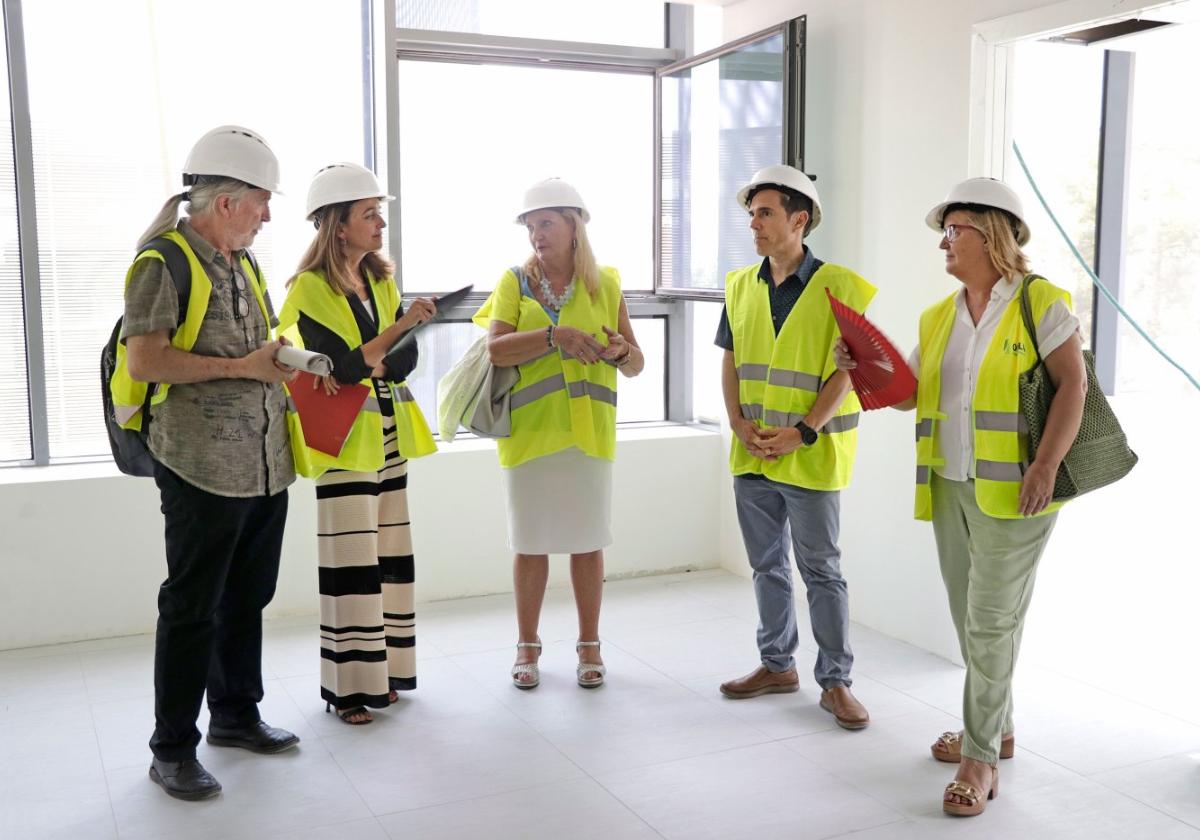 Visita a las obras del futuro palacio de justicia de Llíria.