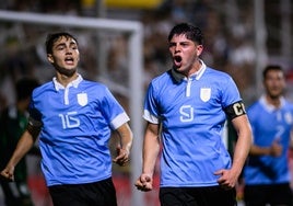 Jugadores de Uruguay, durante la edición anterior.