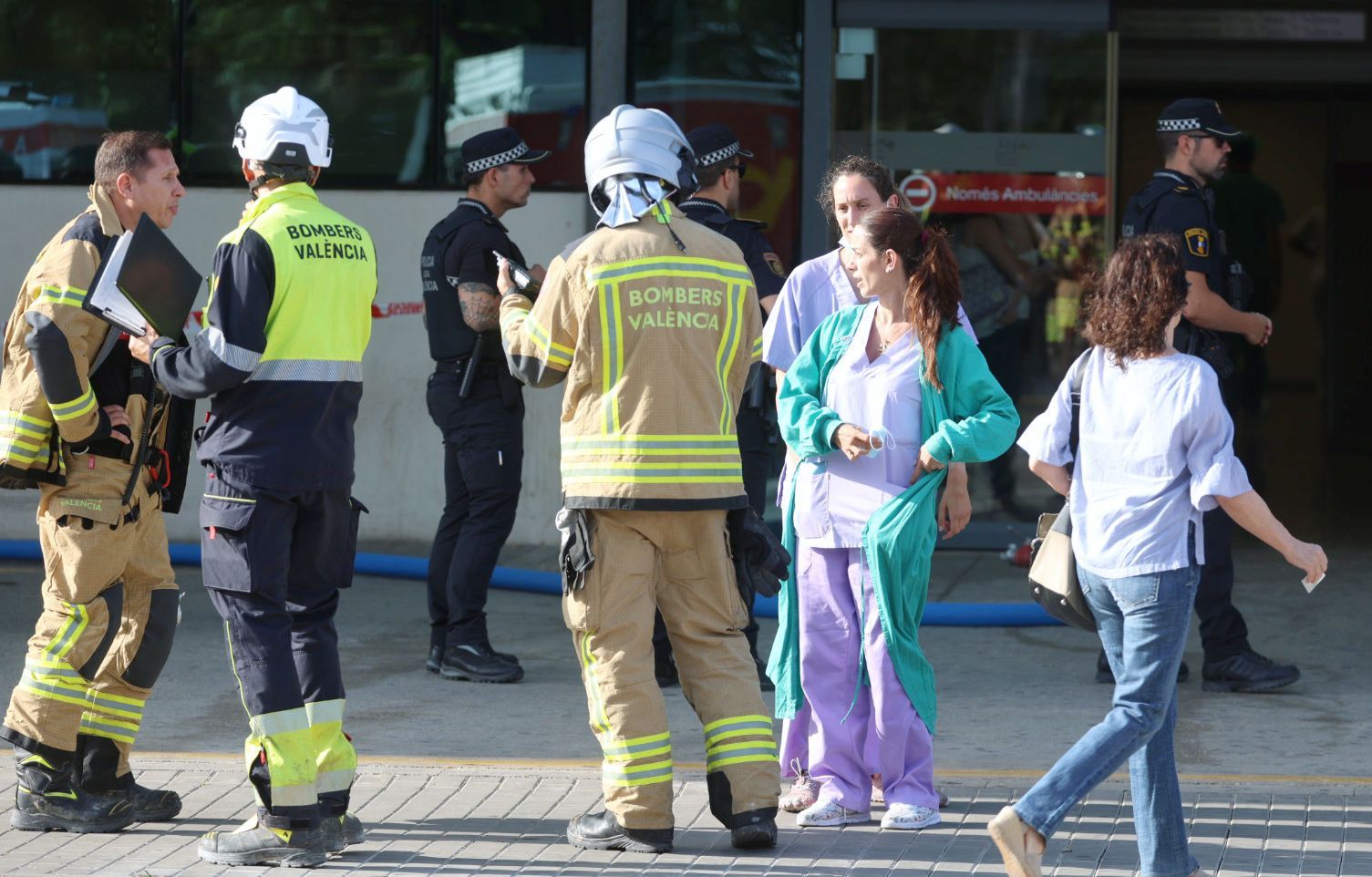FOTOS | Incendio en el Hospital La Fe de Valencia