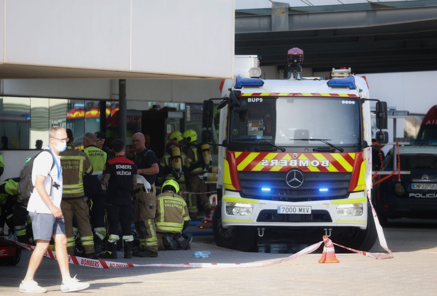 FOTOS | Incendio en el Hospital La Fe de Valencia