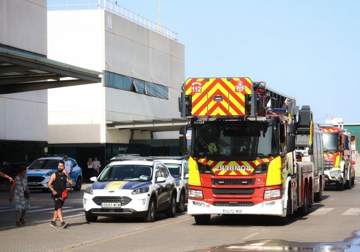 FOTOS | Incendio en el Hospital La Fe de Valencia