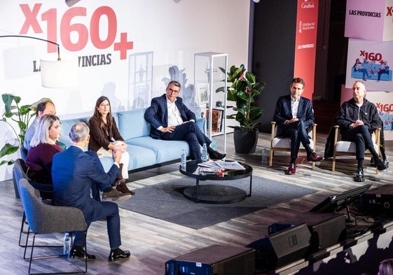 Coloquio sobre periodismo local con motivo del 160 aniversario de LAS PROVINCIAS.