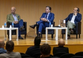 Los promotores de la iniciativa legislativa popular.