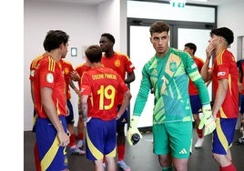Raúl Jiménez, antes de disputar la semifinal ante Alemania.