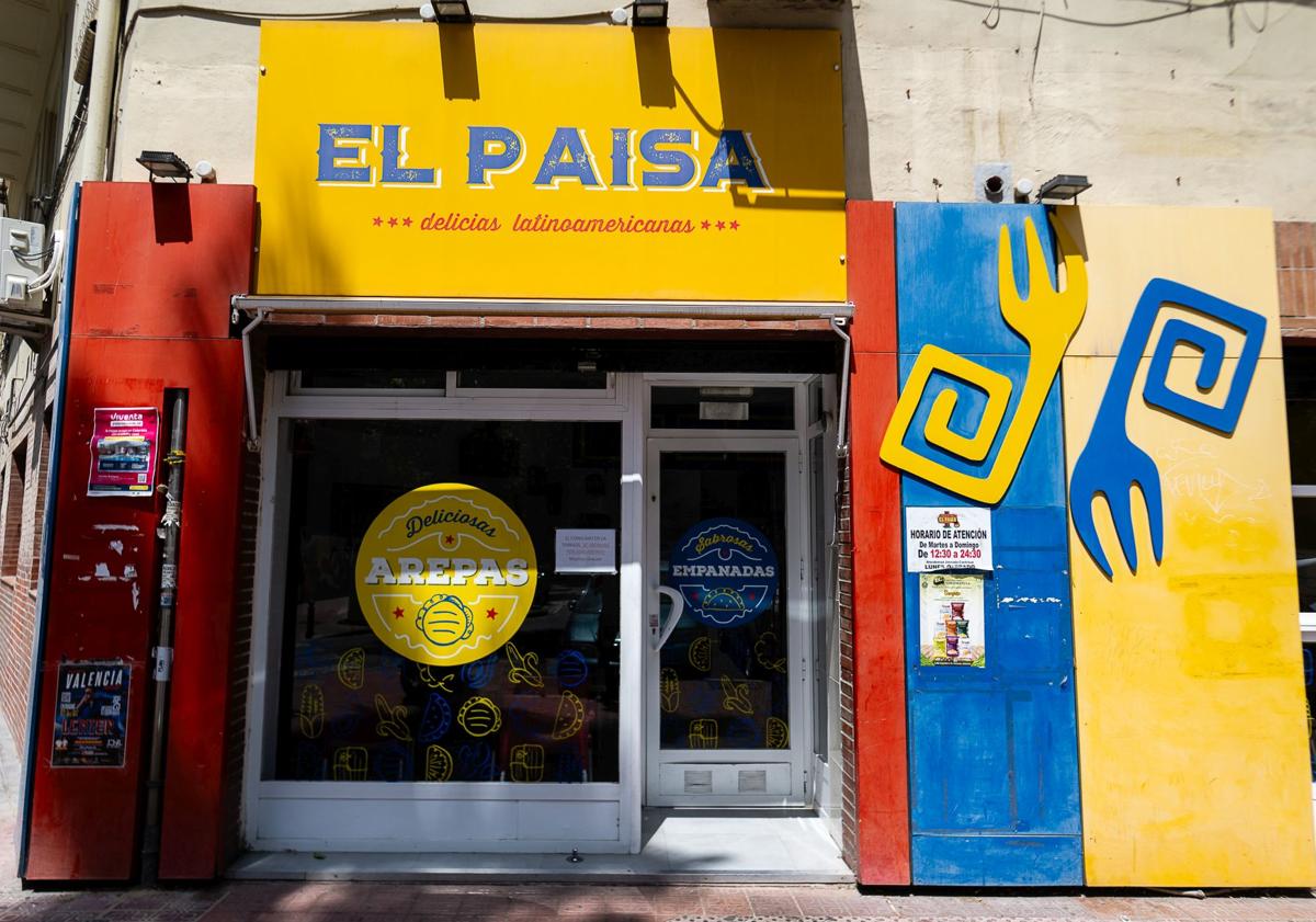 Imagen principal - Delicias El Paisa: dos décadas de comida colombiana en Valencia