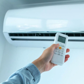 Dejar el aire acondicionado todo el día funcionando o apagar y volver a encenderlo: ¿Qué es mejor según la OCU?