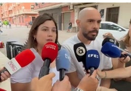 El hermano de Alejandra: «Mi madre ha escuchado que la ahogaba y ha intentado salvar al niño»