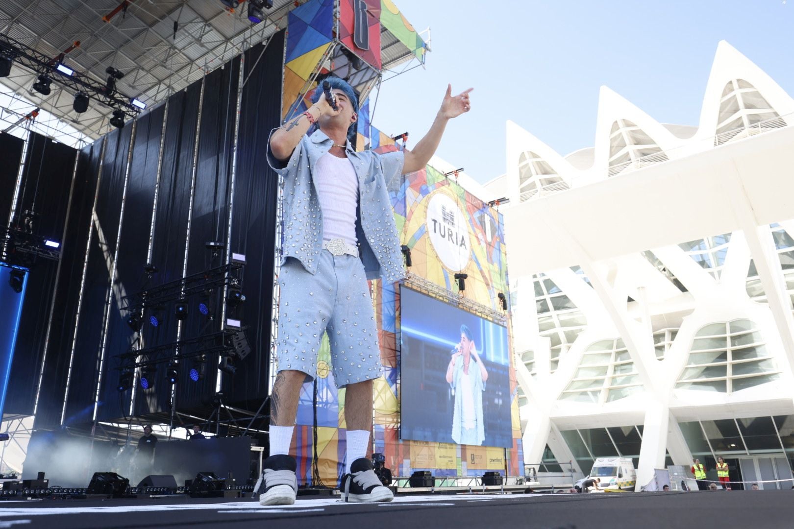Valencia disfruta con el Big Sound en su primera y calurosa jornada