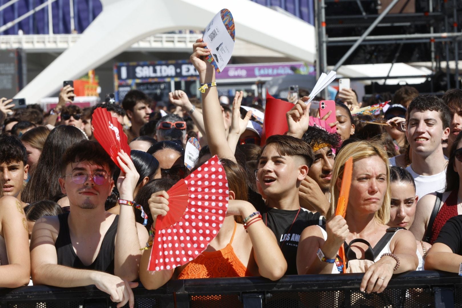 Valencia disfruta con el Big Sound en su primera y calurosa jornada