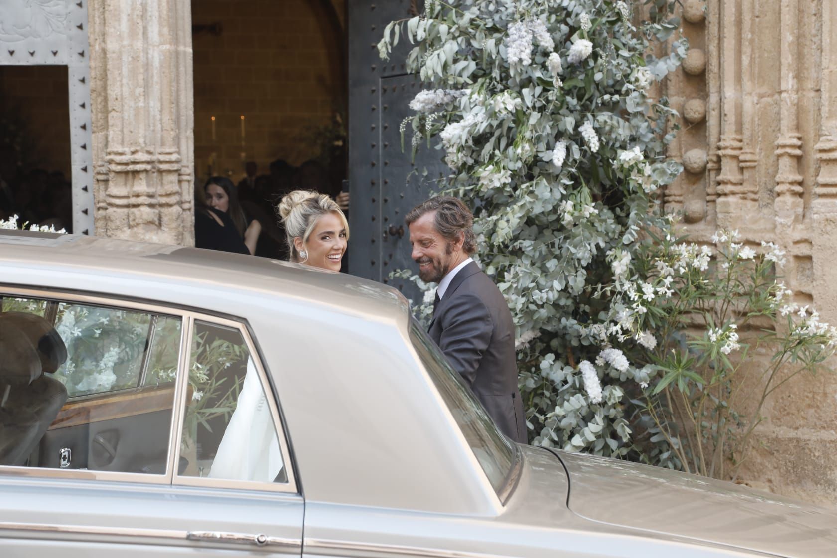 Quique Sánchez Flores acompaña a su hija Paty como padrino este sábado en Xàbia.