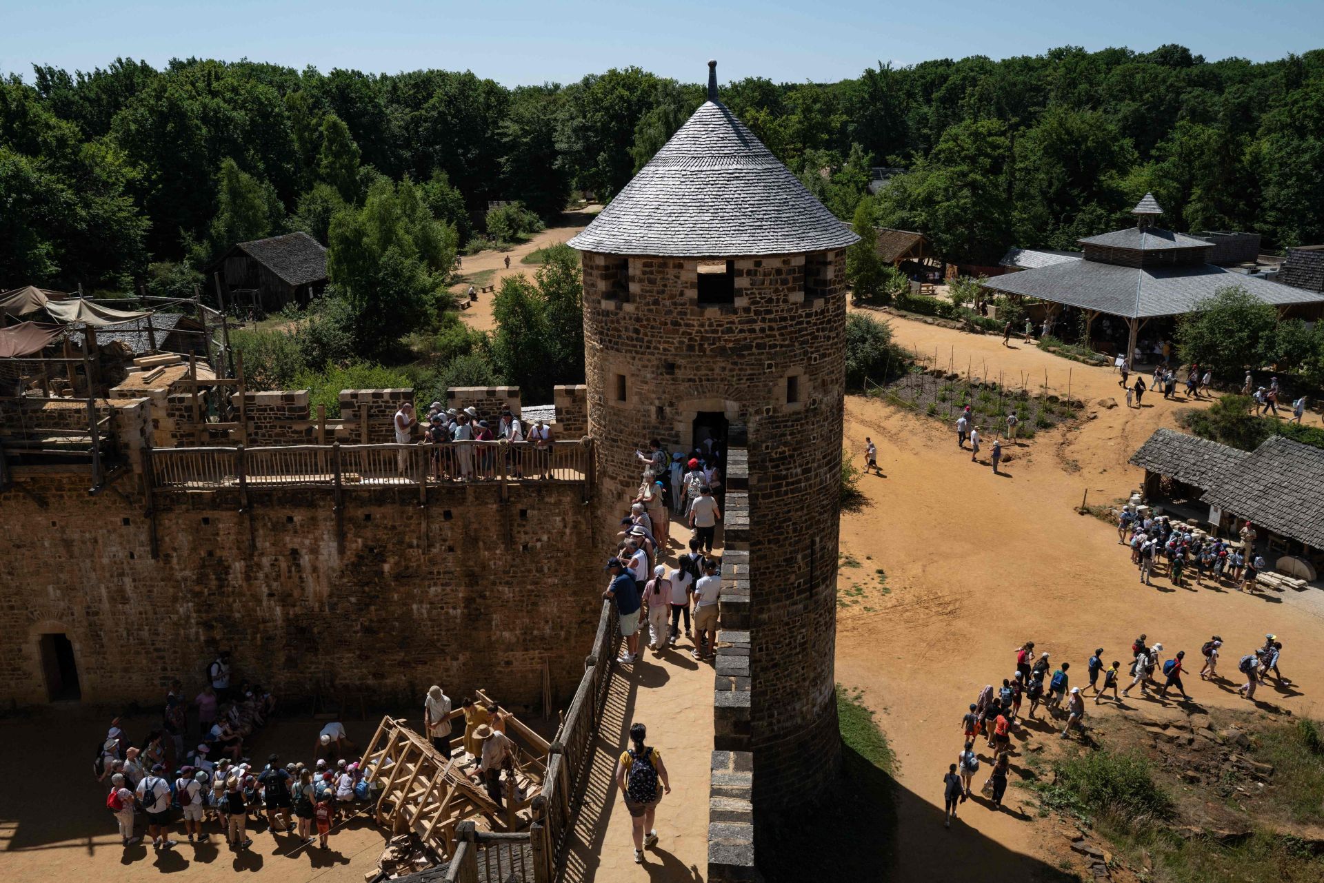 Castillo de Guédelon o cómo viajar al siglo XIII en pleno 2025