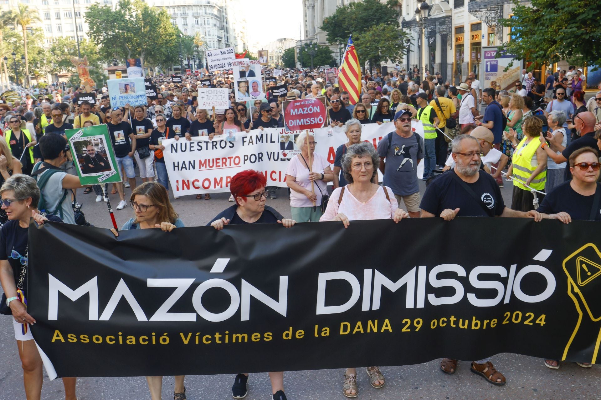 FOTOS | Octava manifestación contra la gestión de la dana en Valencia