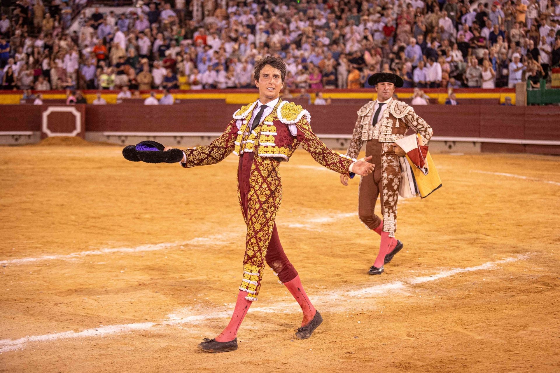 La plaza de toros de Castellón se viste de gala en su homenaje a Manuel Colonques