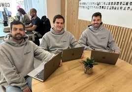 Equipo de Flows en sus oficinas de Ruzafa.