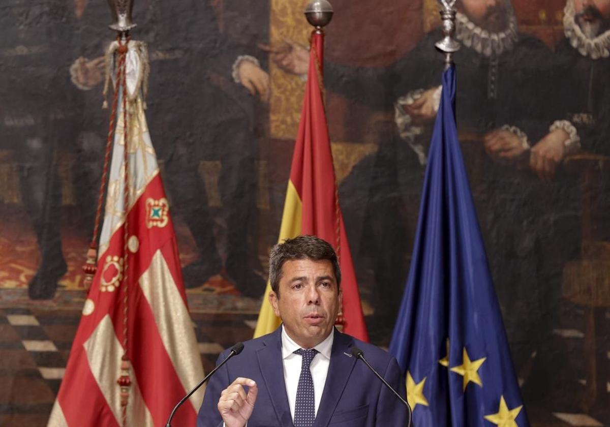 Carlos Mazón presenta el Plan Endavant para la recuperación social.