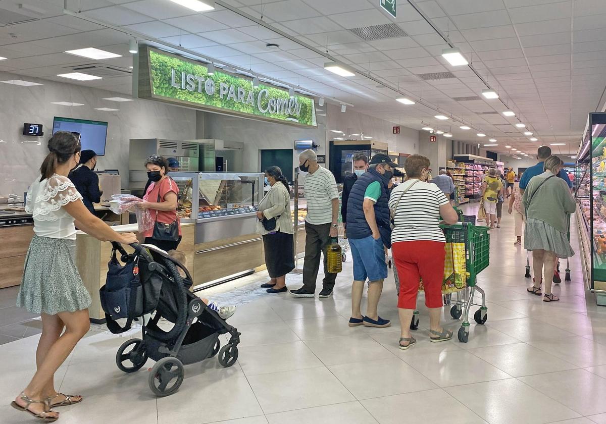 La sección Listo para Comer en un supermercado de Mercadona.