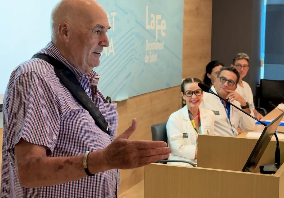 Gervasio Ortiz participa en un acto en el hospital La Fe de Valencia.
