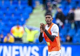 Christian Mosquera, durante un calentamiento antes de un partido.