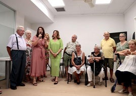 María José Catalá en las instalaciones del Centro de Mayores de Forn d'Alcedo.