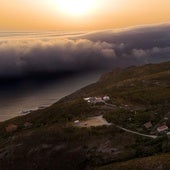 'Tsunami de nubes' sobre la costa.