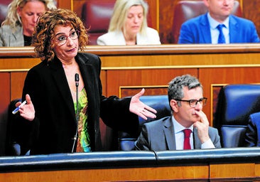 La vicepresidenta primera y ministra de Hacienda, María Jesús Montero.