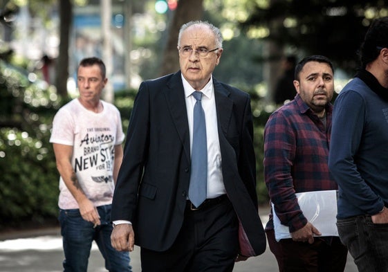 Rafael Blasco, cerca de la Ciudad de la Justicia.