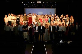 Foto de familia tras la gala de CREAMA.