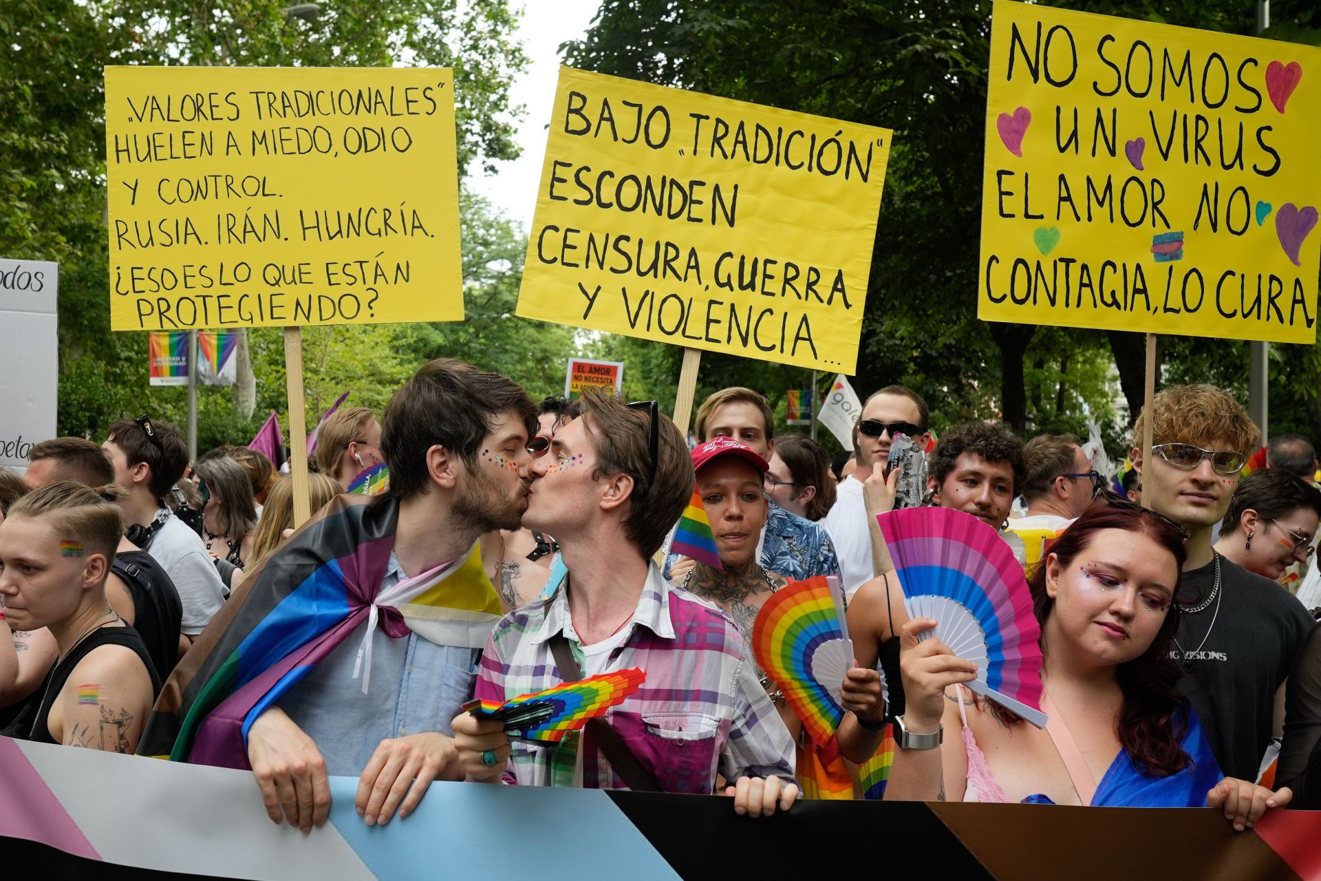 Las imágenes de la marcha del Orgullo 2025 en Madrid
