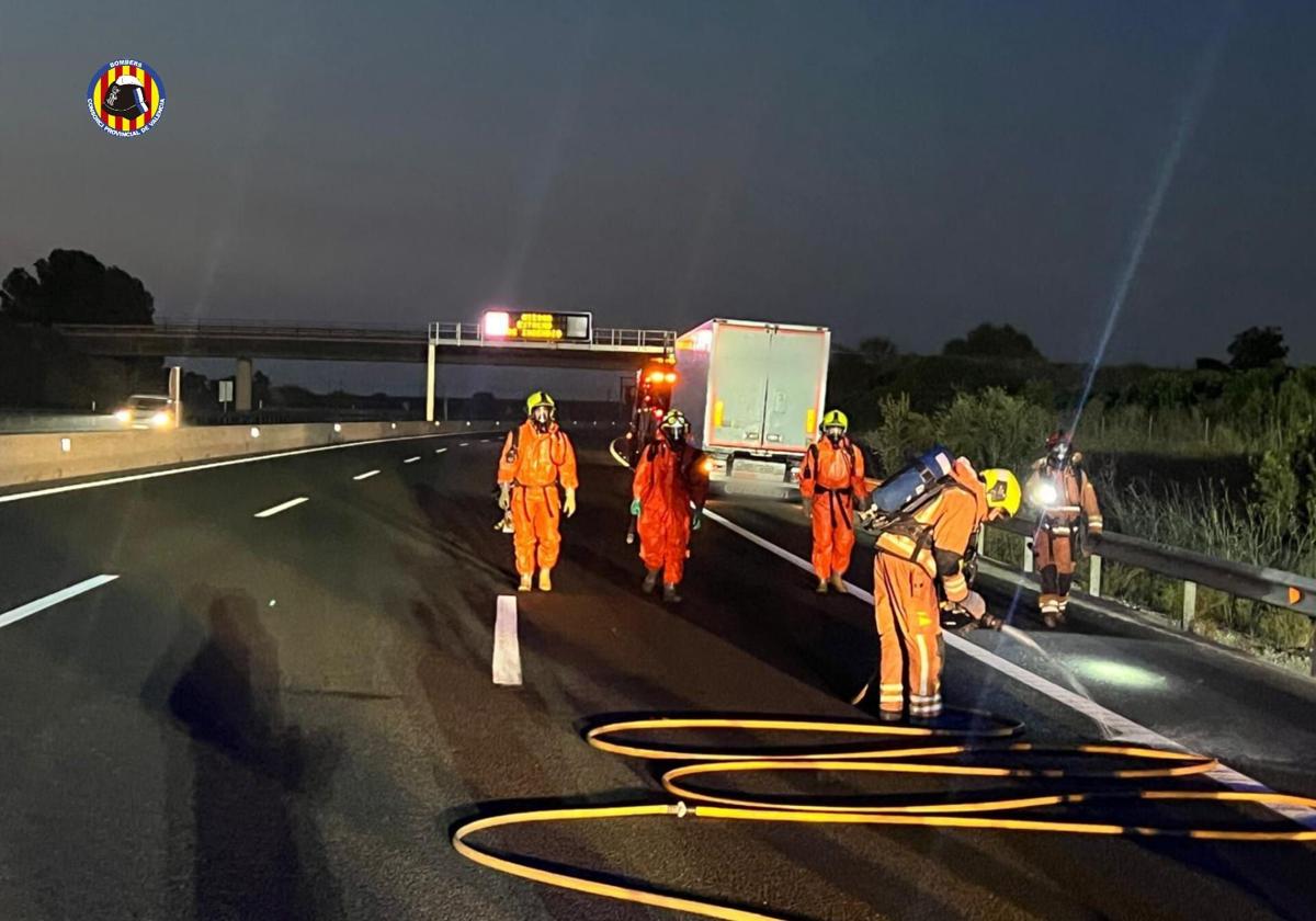 Aviso importante de la DGT a todos los conductores en Valencia por fuga de gas tóxico
