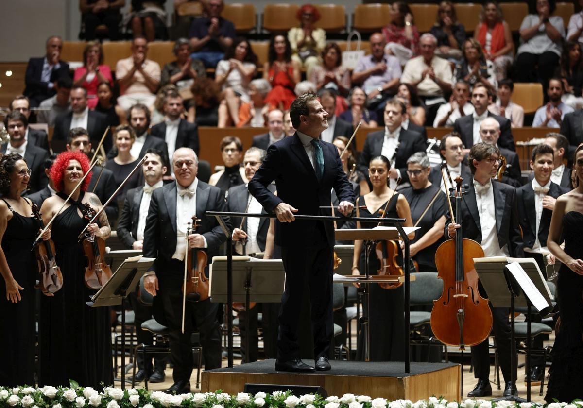 La Orquesta de Valencia, en el concierto inaugural del Palau de la Música tras su reapertura en octubre de 2023.