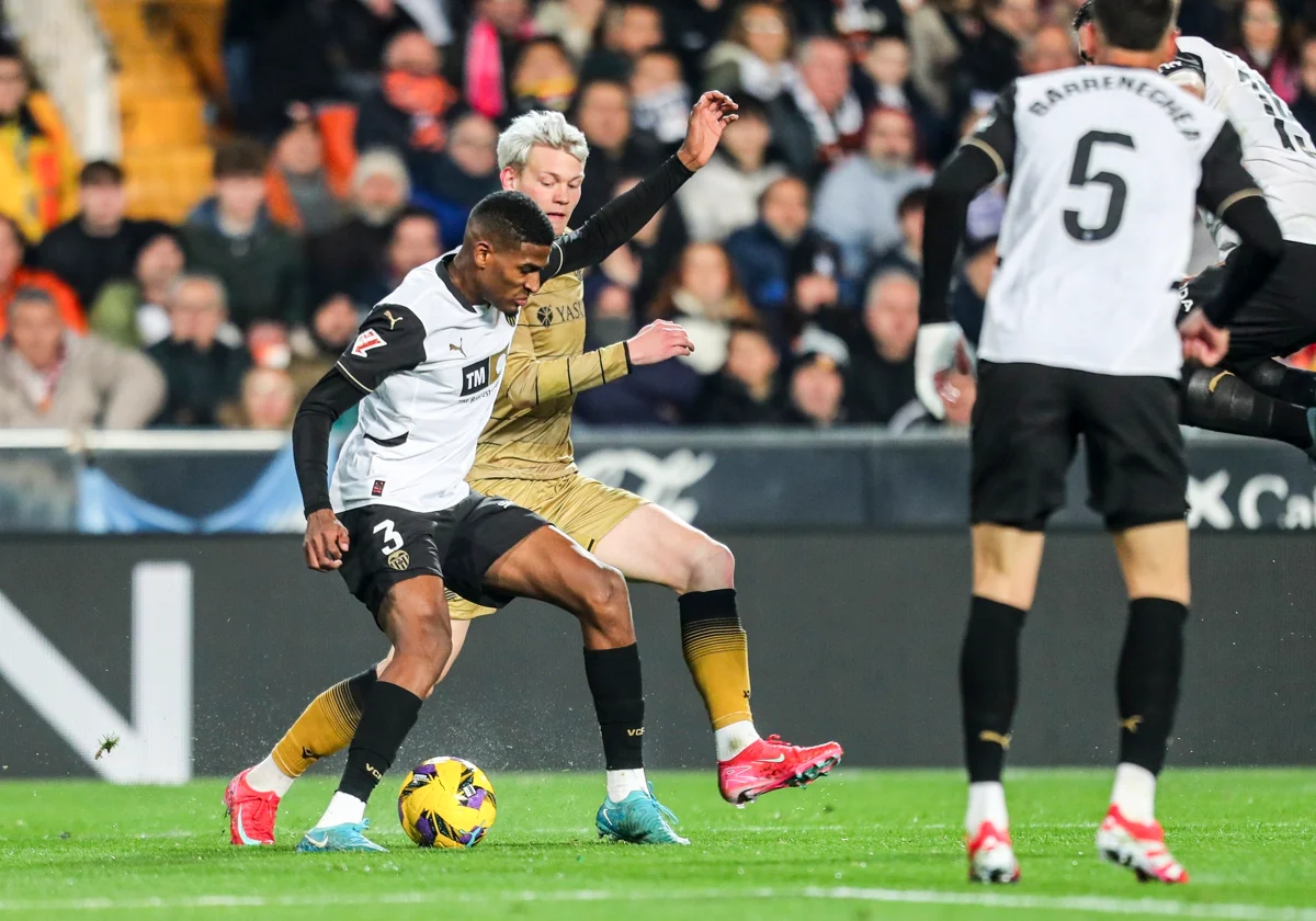 Mosquera, en un partido contra la Real Sociedad.
