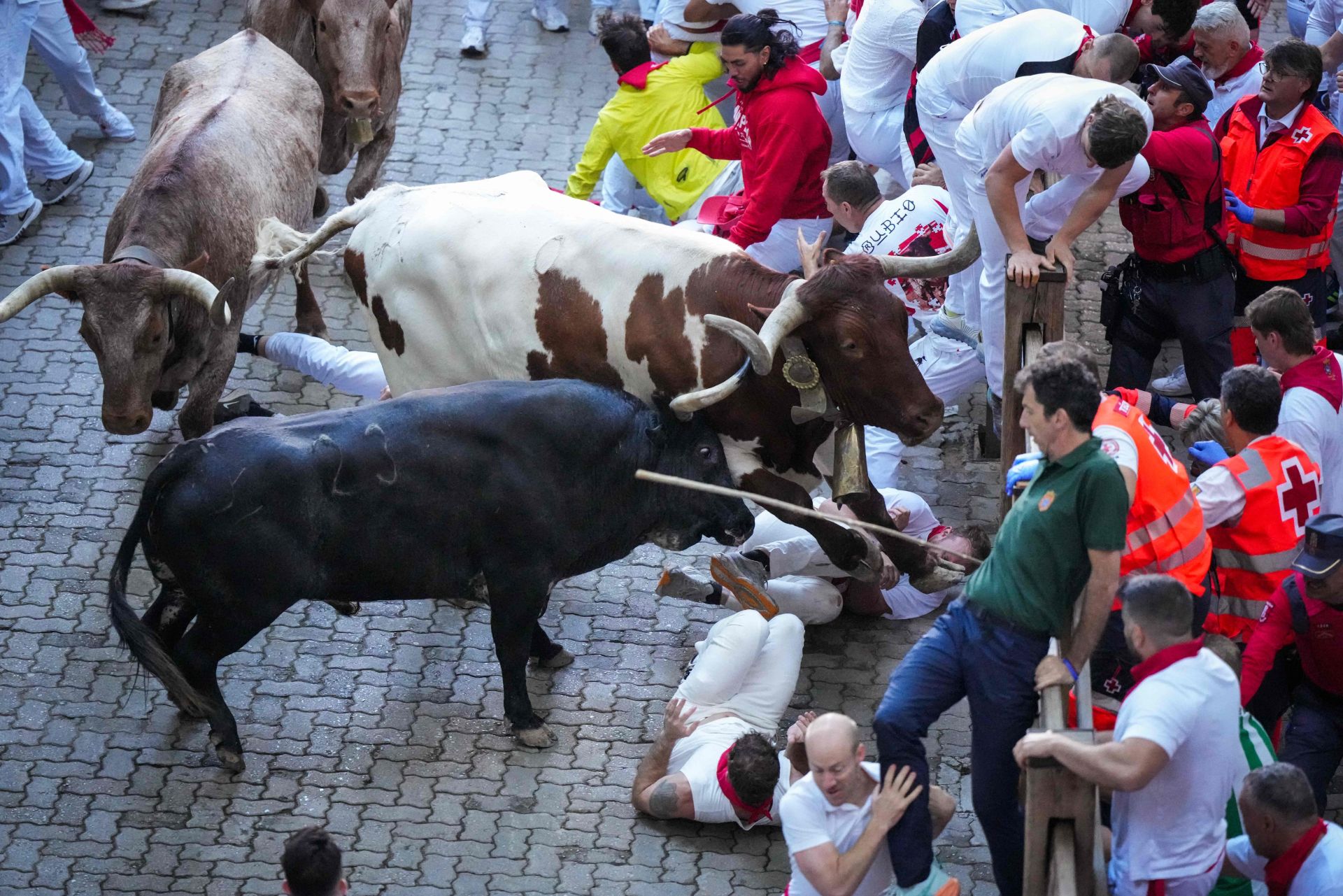 El peligroso segundo encierro de San Fermín 2025, en imágenes