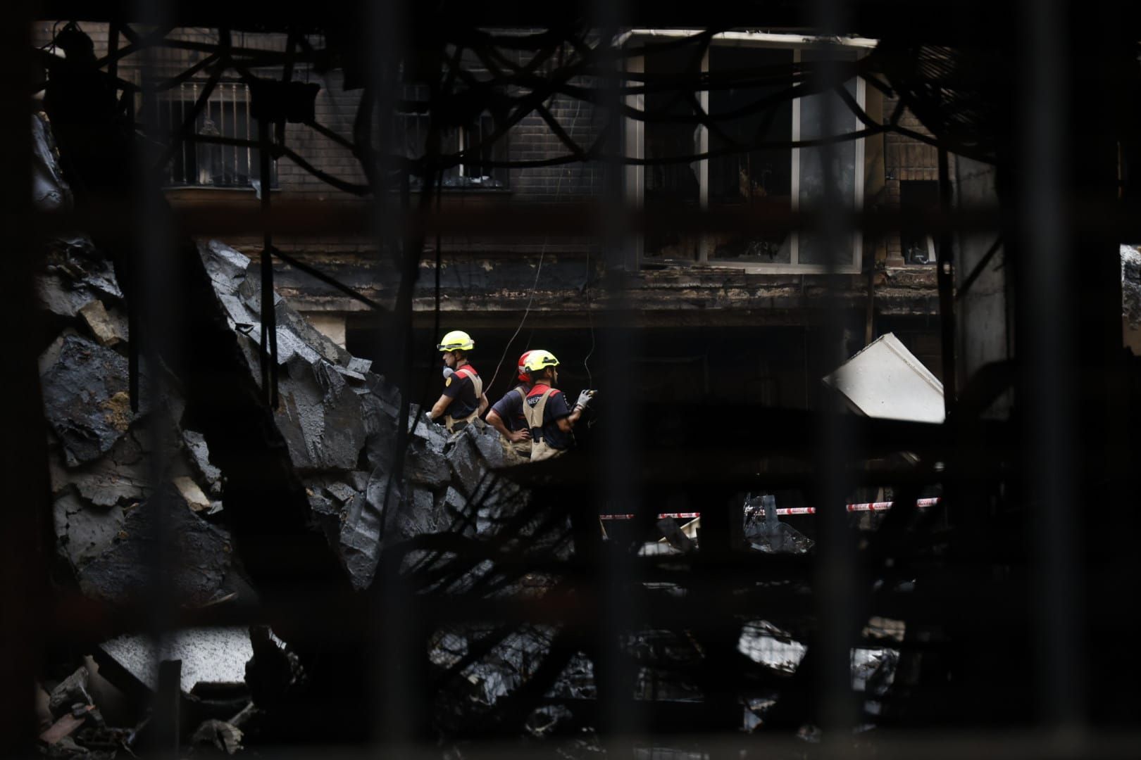 FOTOS | El día después del incendio en la avenida del Puerto