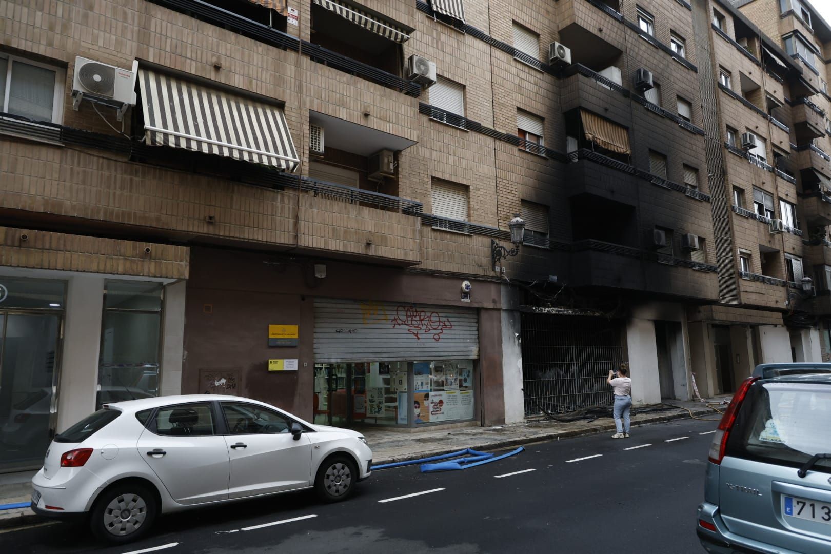 FOTOS | El día después del incendio en la avenida del Puerto