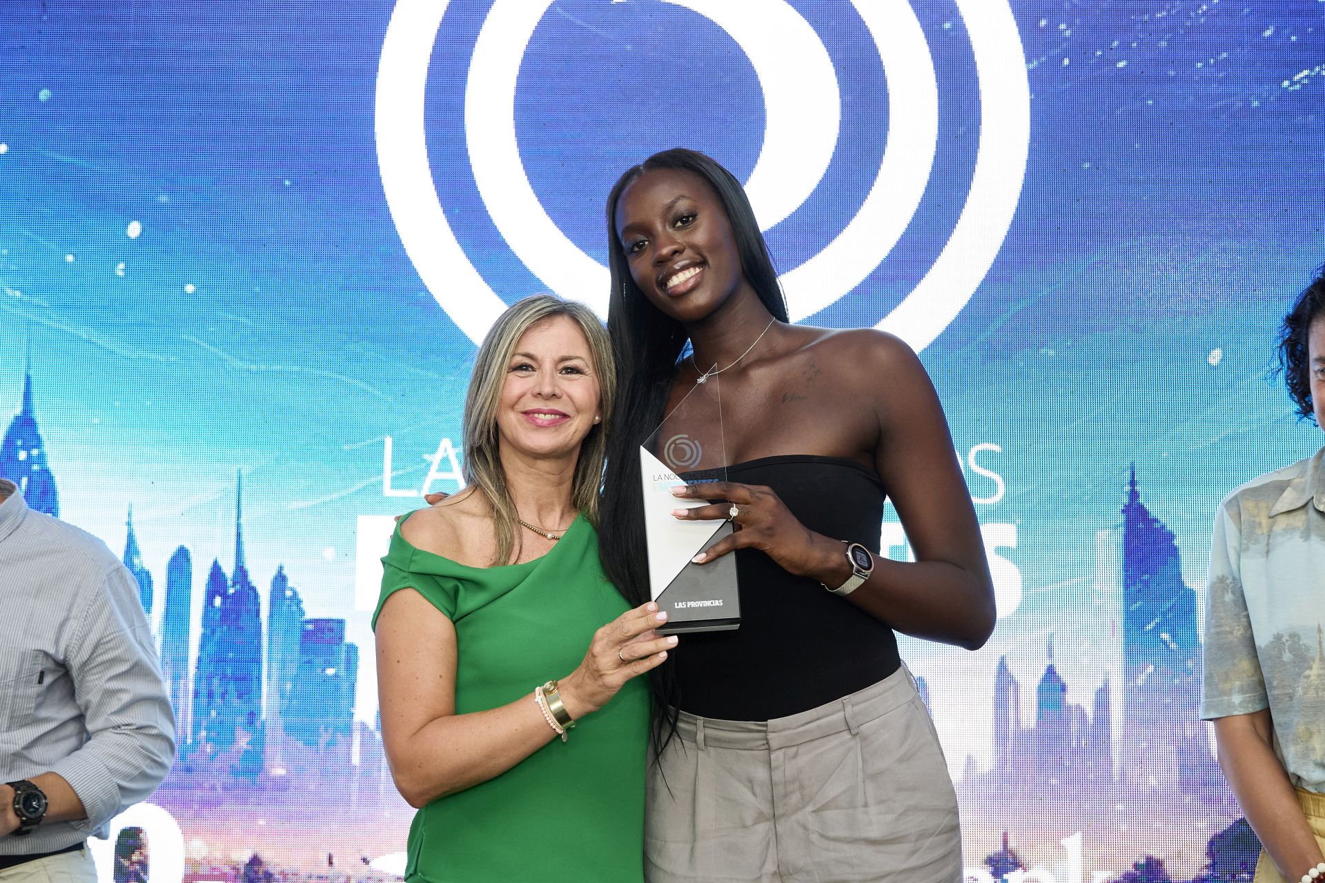 FOTOS | Los premiados disfrutan de La Noche de los Emergentes