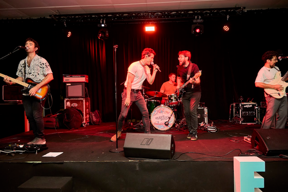 El indie de Valiente Bosque se hace con el primer premio en Emergentes del pop-rock