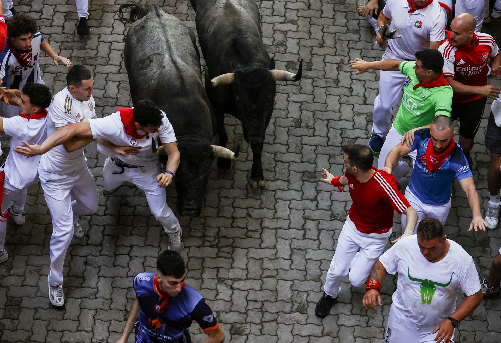 El sexto encierro de San Fermín 2025, en imágenes