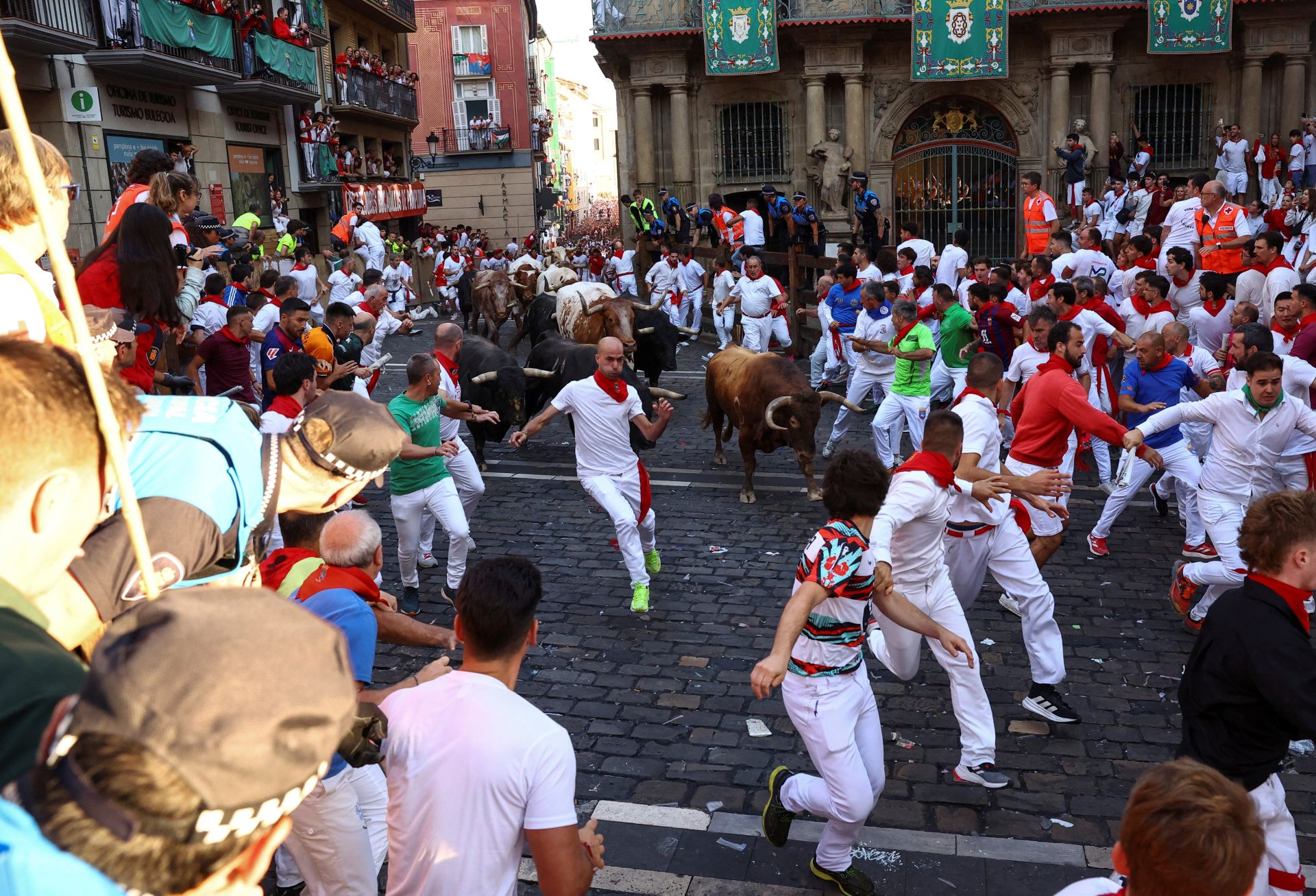 FOTOS | Séptimo encierro de San Fermín 2025