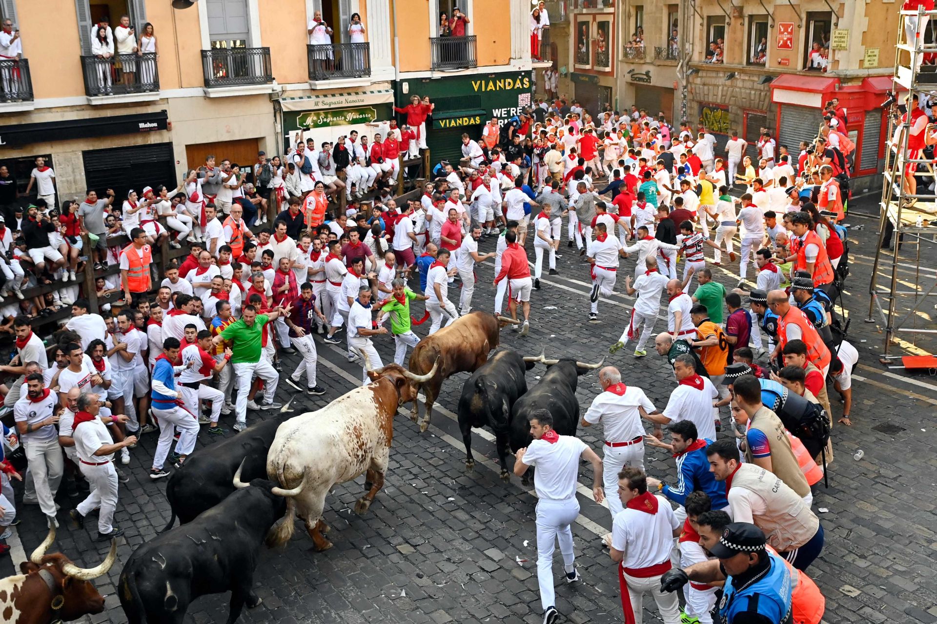 FOTOS | Séptimo encierro de San Fermín 2025