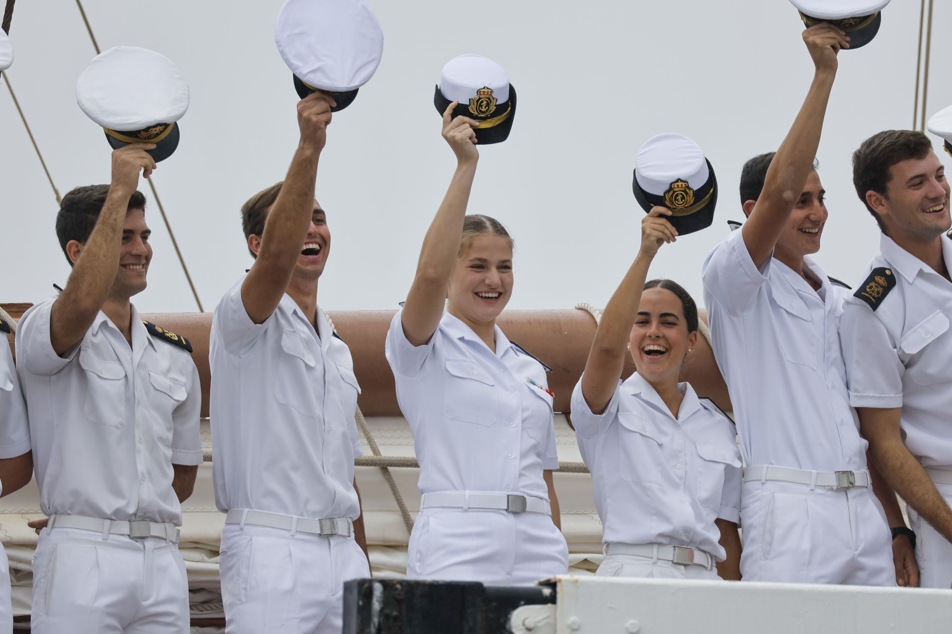 Fotos: La princesa Leonor llega a Marín y finaliza su crucero de instrucción a bordo de Elcano