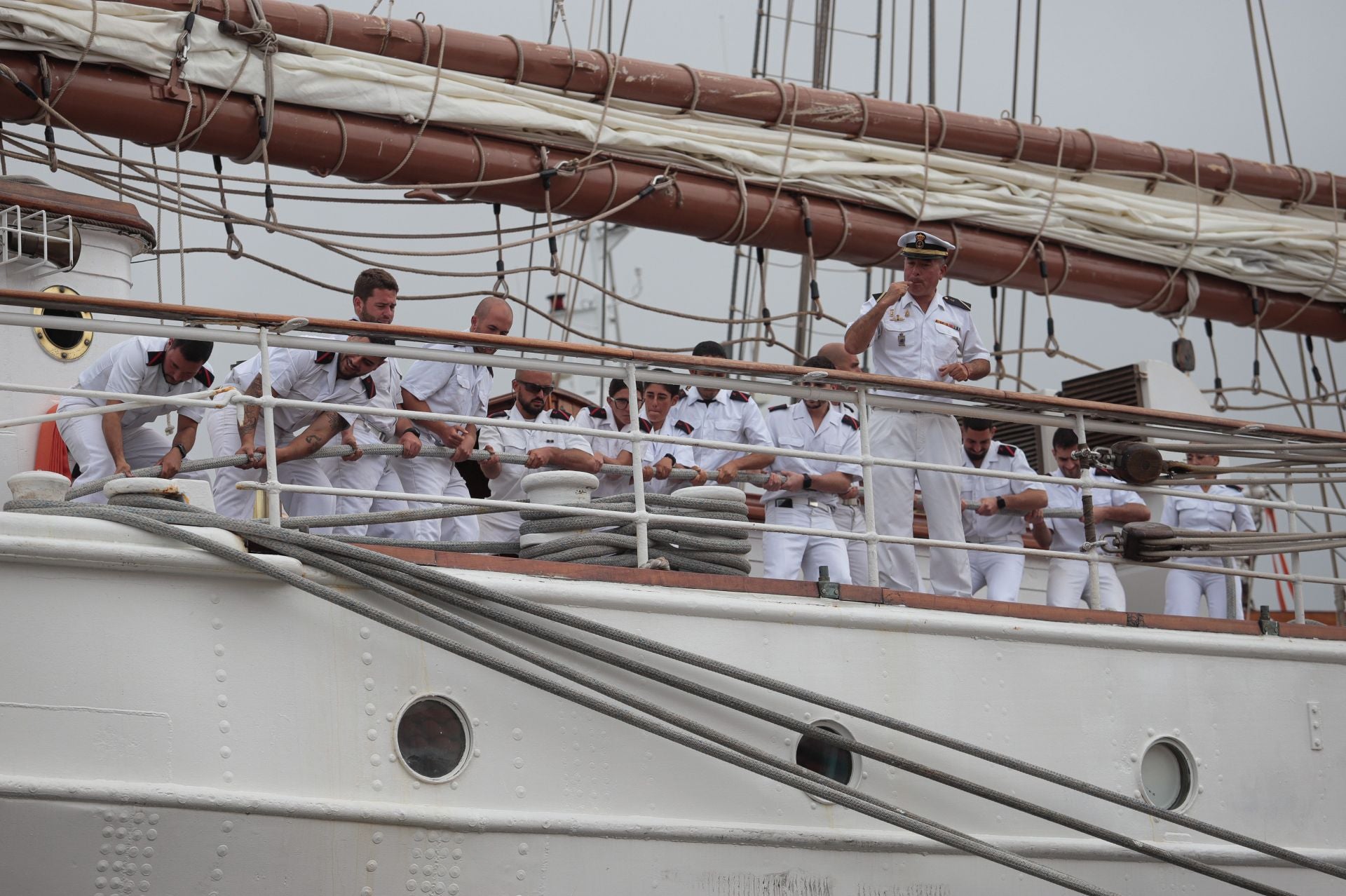 Fotos: La princesa Leonor llega a Marín y finaliza su crucero de instrucción a bordo de Elcano