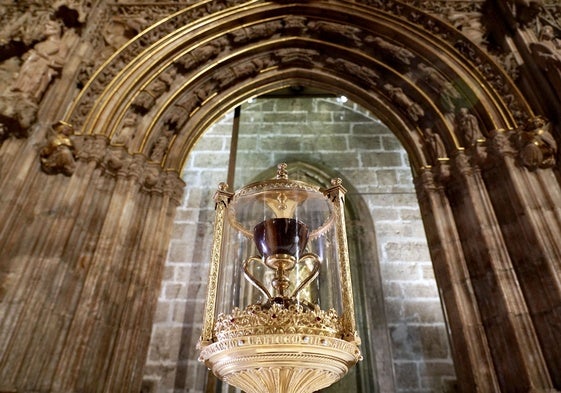 El Santo Cáliz en la Capilla del Santo Cáliz de la Catedral de Valencia