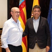 El alcalde de Massanassa, Paco Comes, y el presidente de la Generalitat. Carlos Mazón.