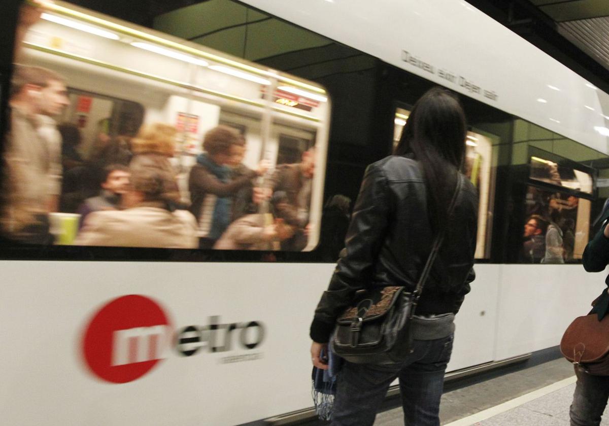 Retrasos en las líneas L3, L5, L7 y L9 de Metrovalencia debido al arrollamiento de una persona en la estación de la Alameda