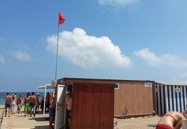 ¿Por qué se cierran tantas playas este verano en Valencia?