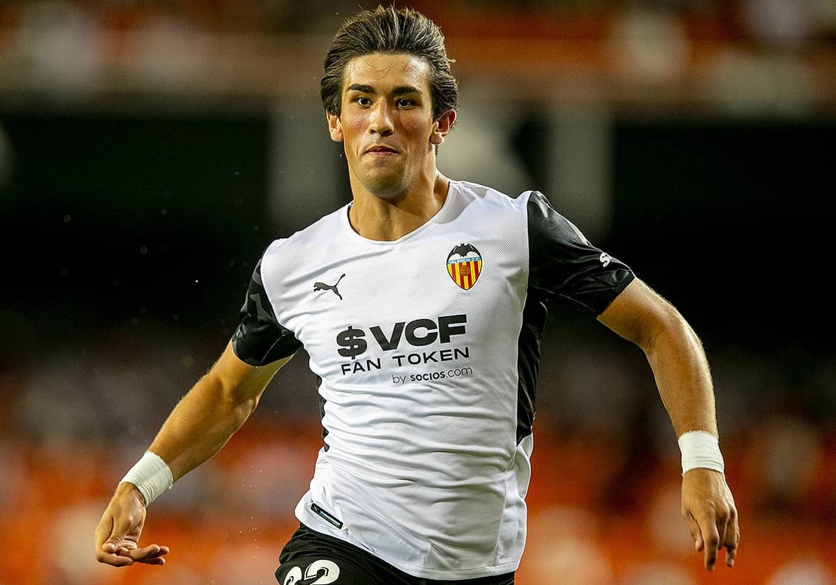 Jesús Vázquez en su debut en liga con el Valencia.