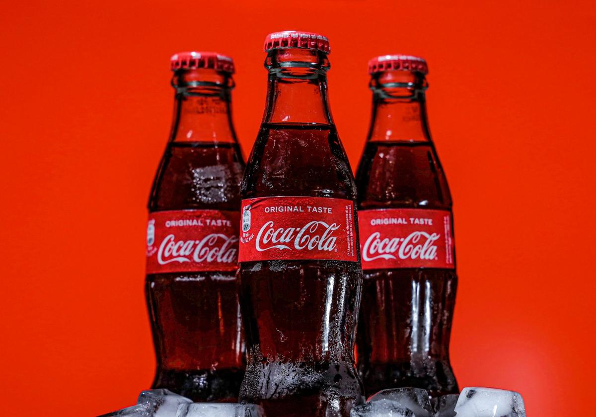 Botellines de Coca-Cola en una imagen de archivo.