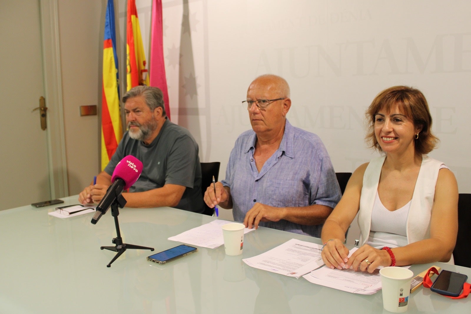 El alcalde y los dos concejales, en la rueda de prensa de este viernes.
